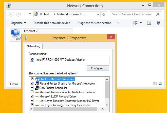 Finestra di Windows 8 con le proprietà della connessione di rete scelta