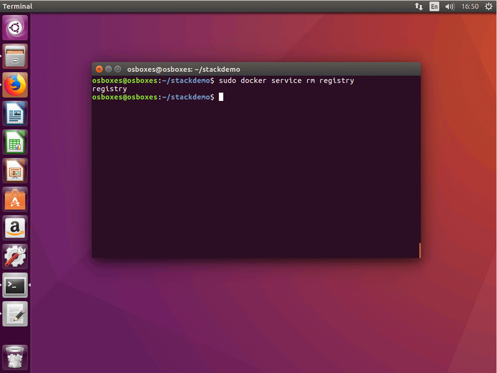 Il comando “docker service rm” nel terminale Ubuntu