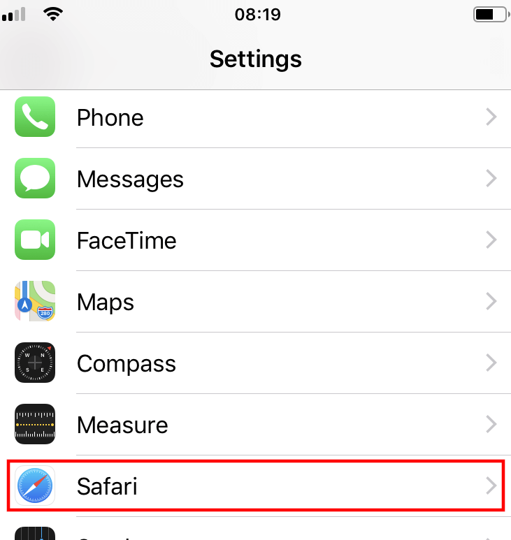 Voce Safari nel menu iOS “Impostazioni”