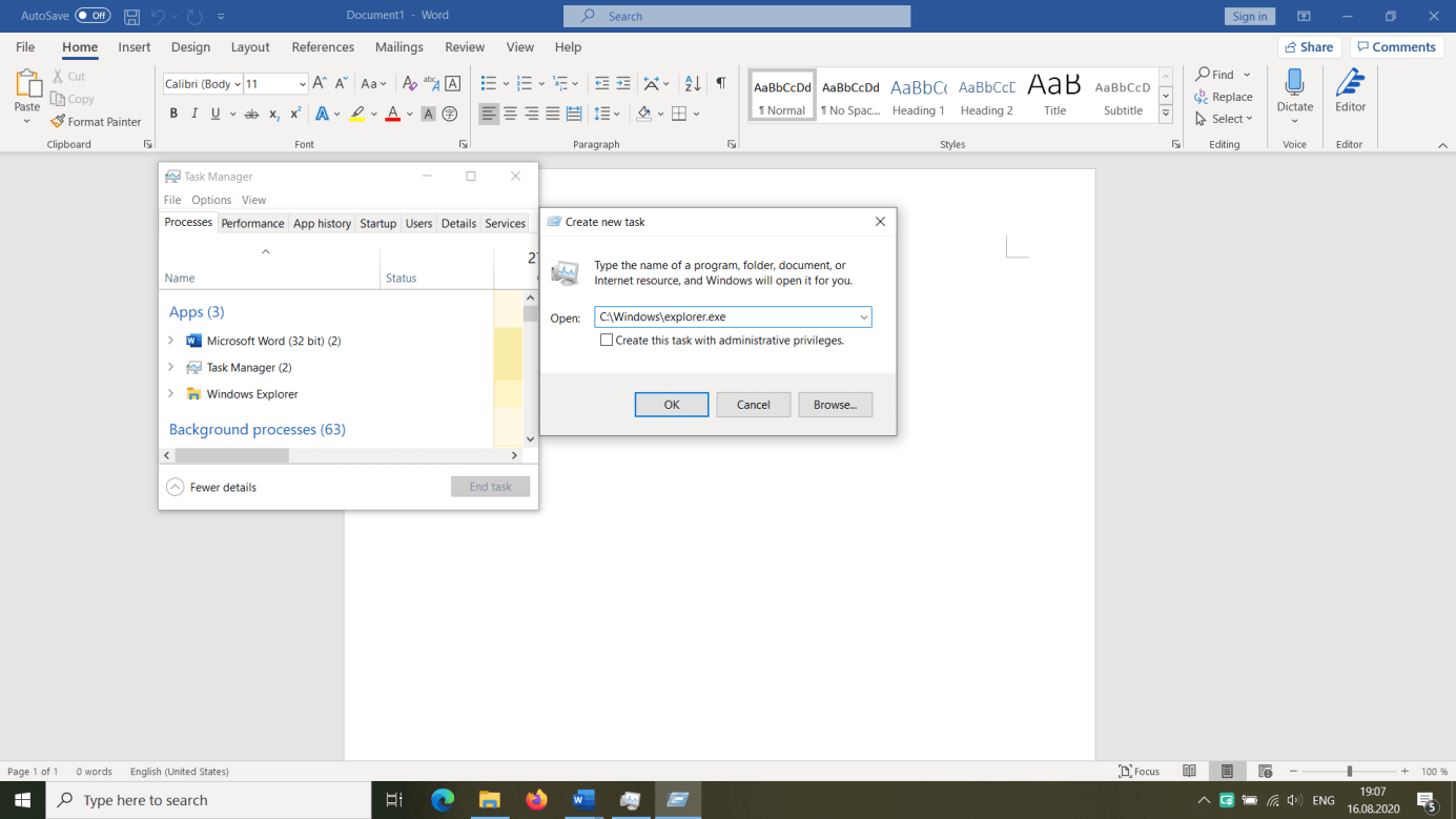 Finestra con cui creare una nuova attività inserendo C:\Windows\explorer.exe