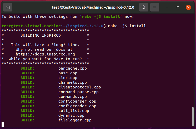 Processo build di inspIRC nel terminale di Ubuntu
