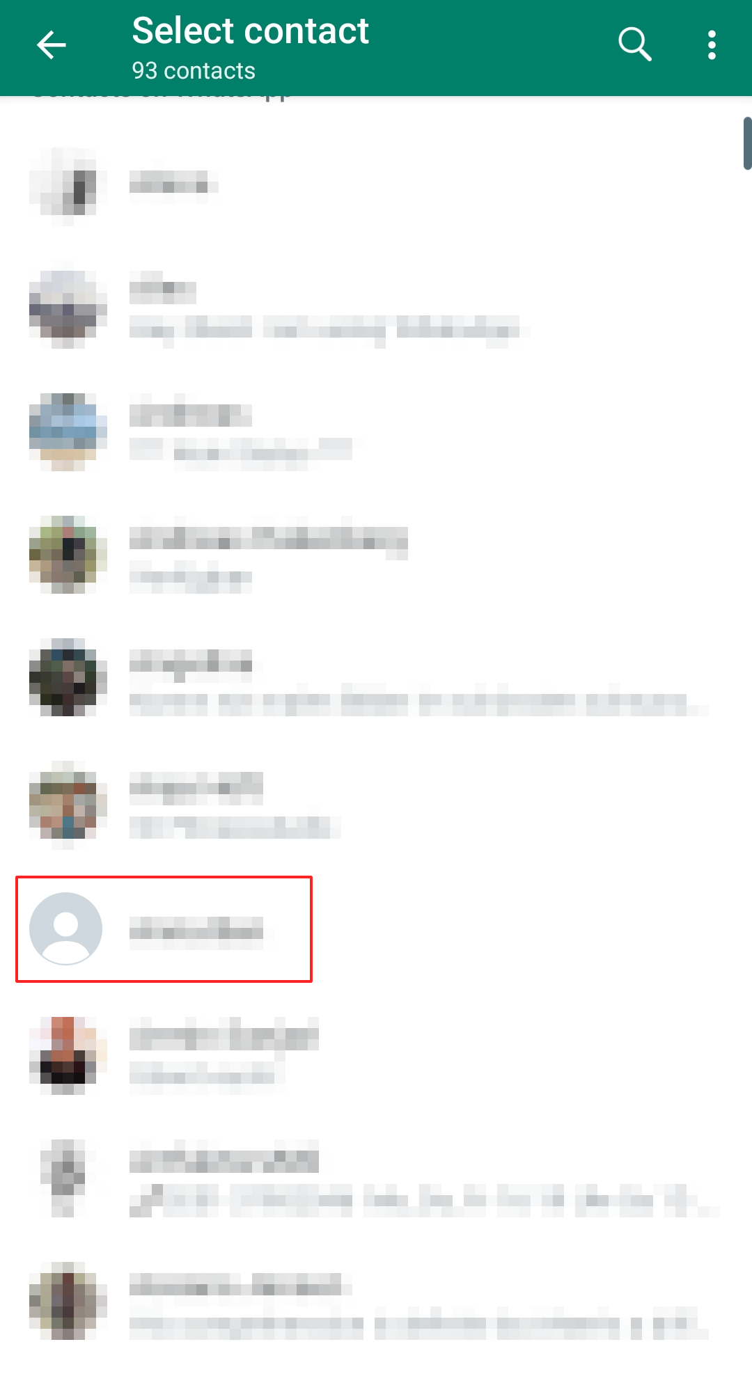 Screenshot della lista di contatti su WhatsApp