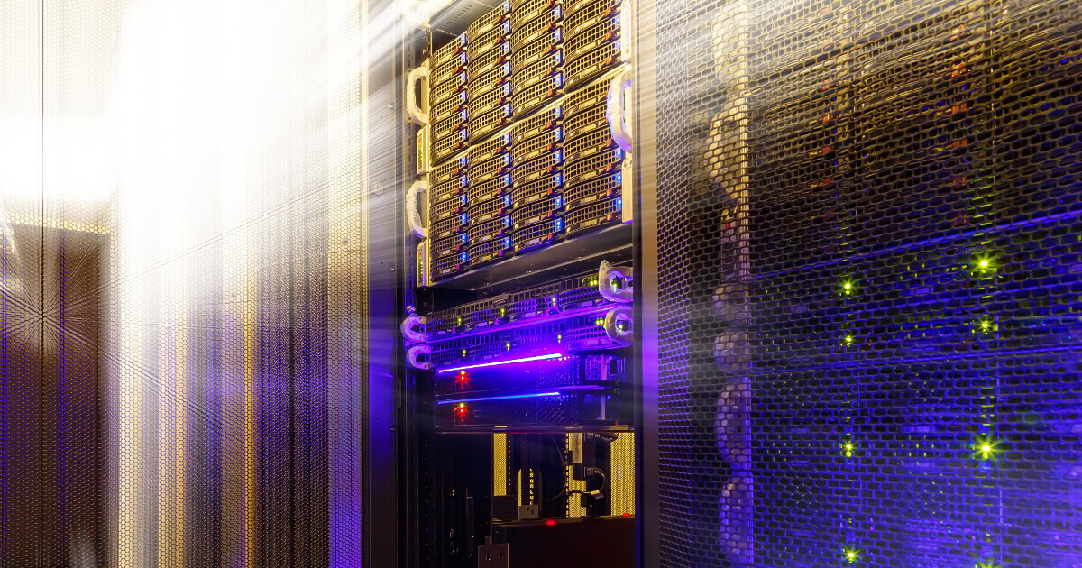 NGINX vs. Apache: i migliori web server open source a confronto NGINX vs. Apache: i migliori web server open source a confronto