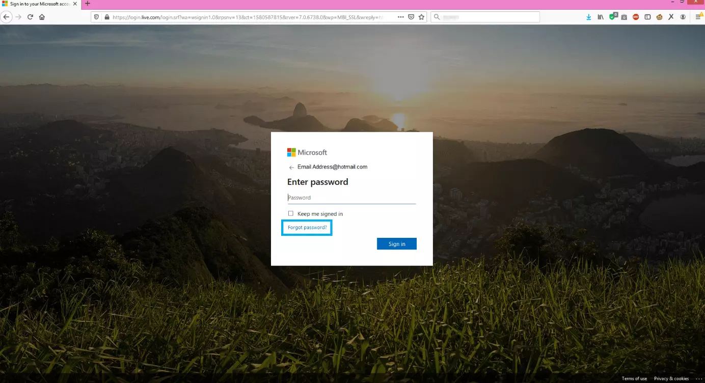 Immagine: Richiesta password in Microsoft