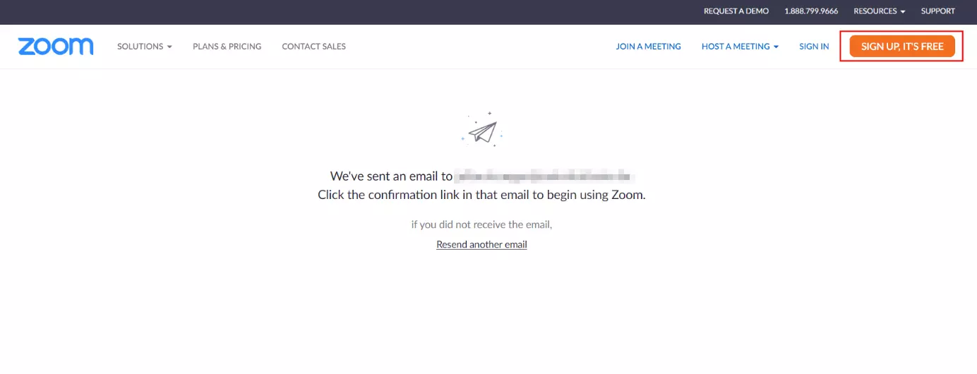 Immagine: Sito di Zoom: messaggio sull’invio del link di conferma