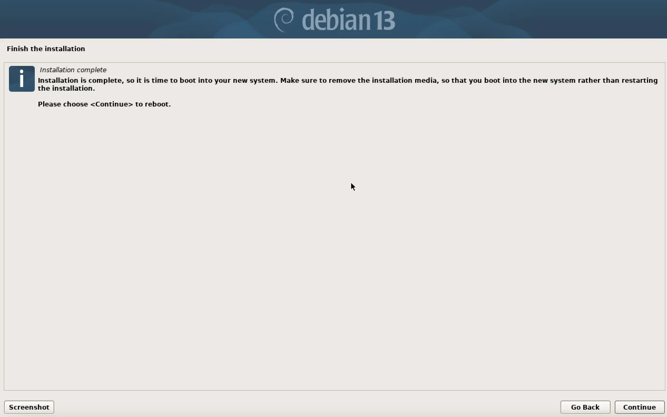 Immagine: Screenshot dell&rsquo;installazione di Debian 13: completamento dell&rsquo;installazione