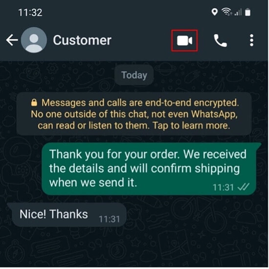 Immagine: Android: icona della fotocamera nella chat di WhatsApp
