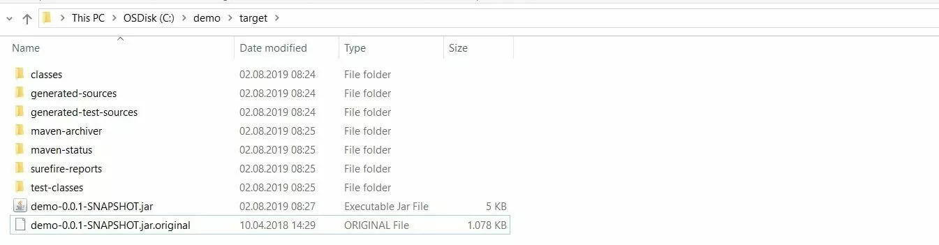 Immagine: File JAR generato nella cartella "target" di Maven su Windows 10