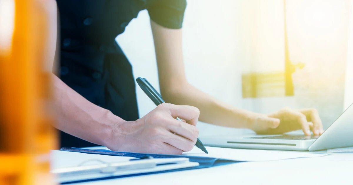 Immagine: Come scrivere l&rsquo;atto costitutivo per una societ&agrave; semplice